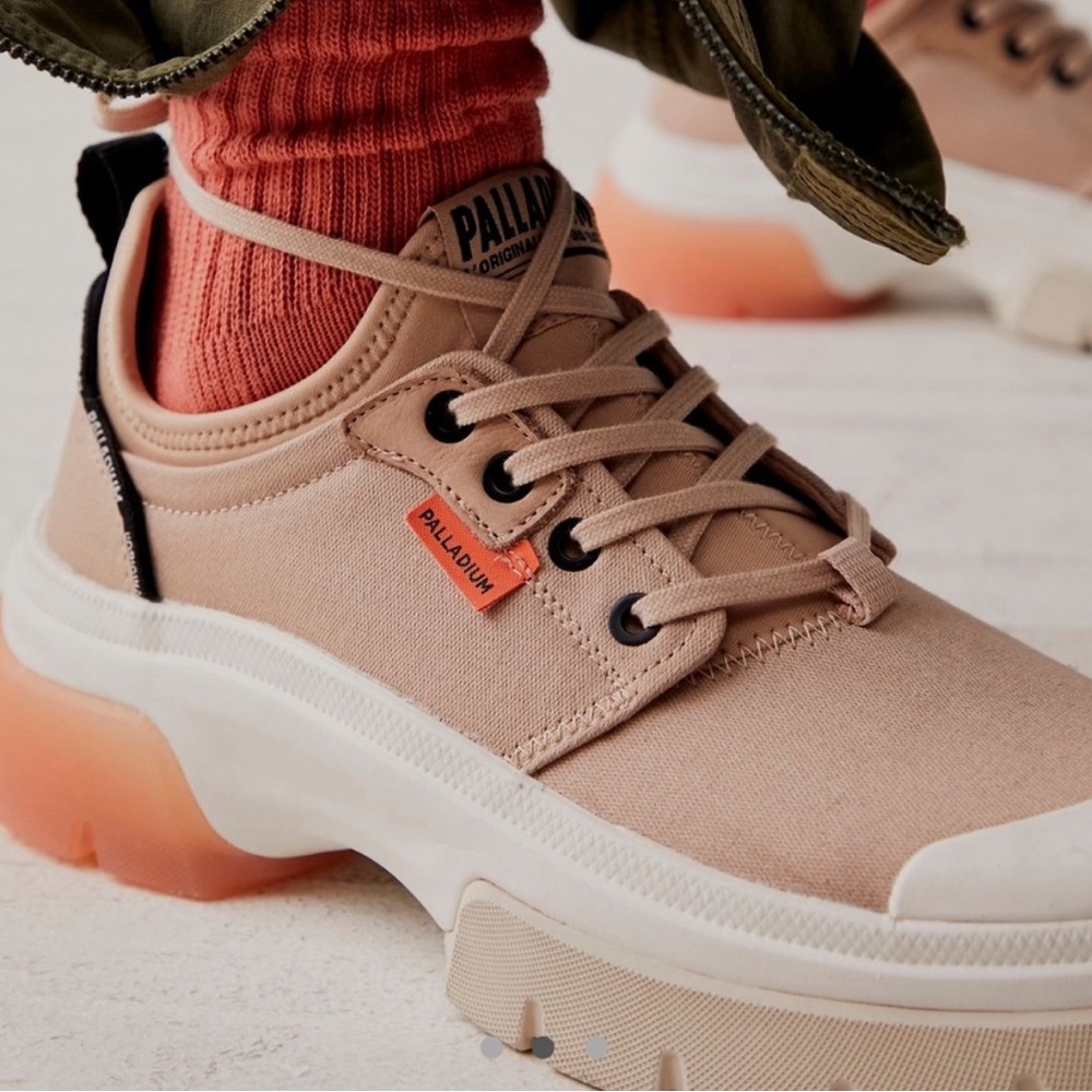 Pallawave Lo Metro Sneaker Boots